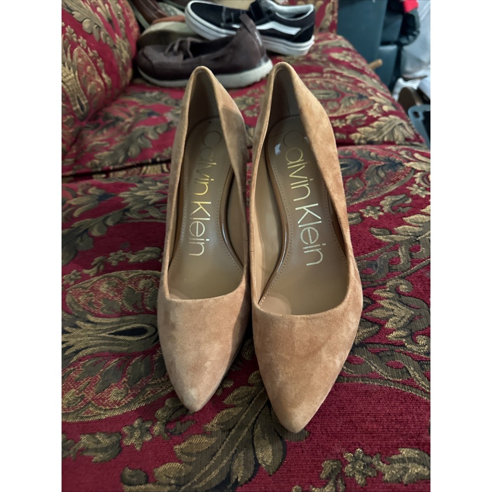 Calvin Klein Gayle Pump High Heels Natural Suede Tan Women's Size 8